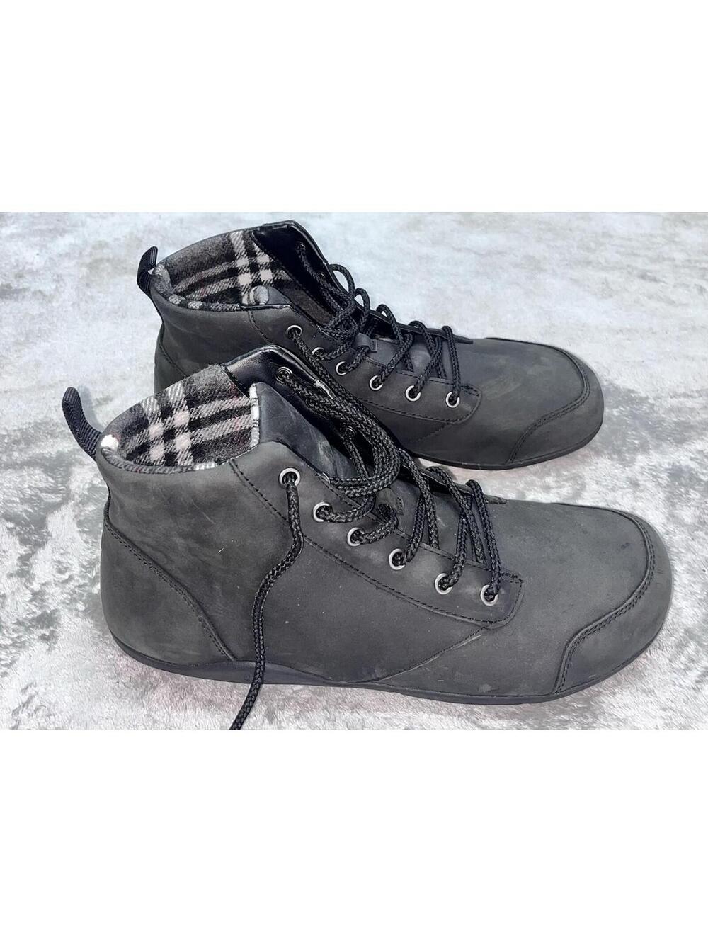 Xero Shoes Denver Leather Men’s 11 Black Barefoot Boots Flannel Lined